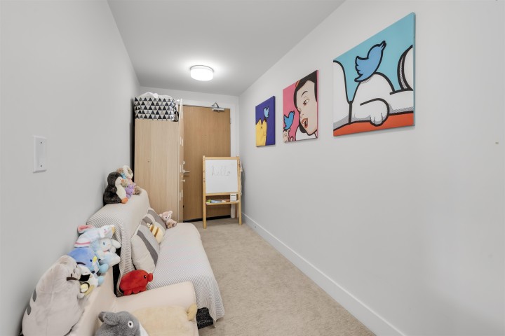 Photo 14 at 702 - 3451 Sawmill Crescent, South Marine, Vancouver East