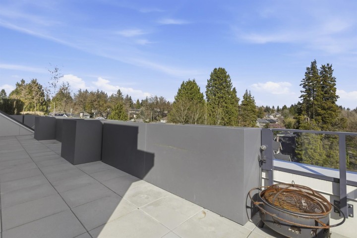Photo 2 at 308 - 3590 W 39th Avenue, Dunbar, Vancouver West