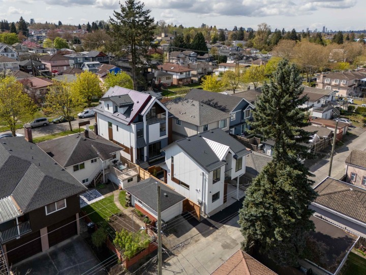 Photo 23 at 2 - 3141 E 19 Avenue, Renfrew Heights, Vancouver East