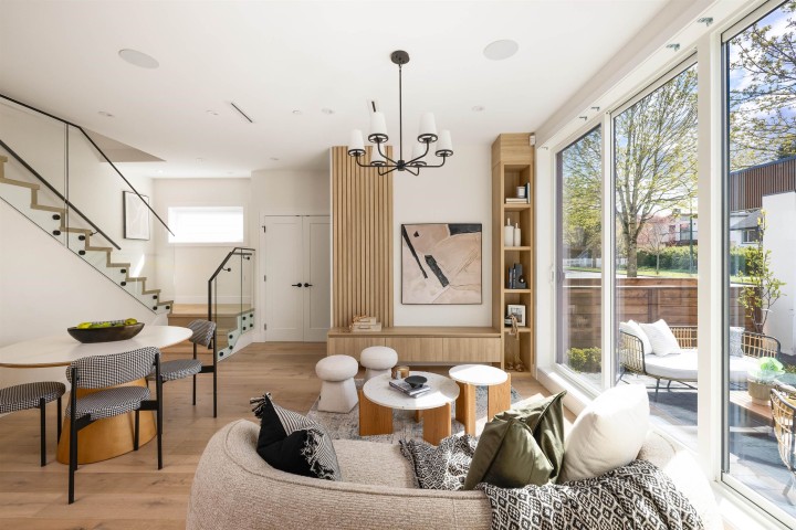 Photo 5 at 2 - 3141 E 19 Avenue, Renfrew Heights, Vancouver East