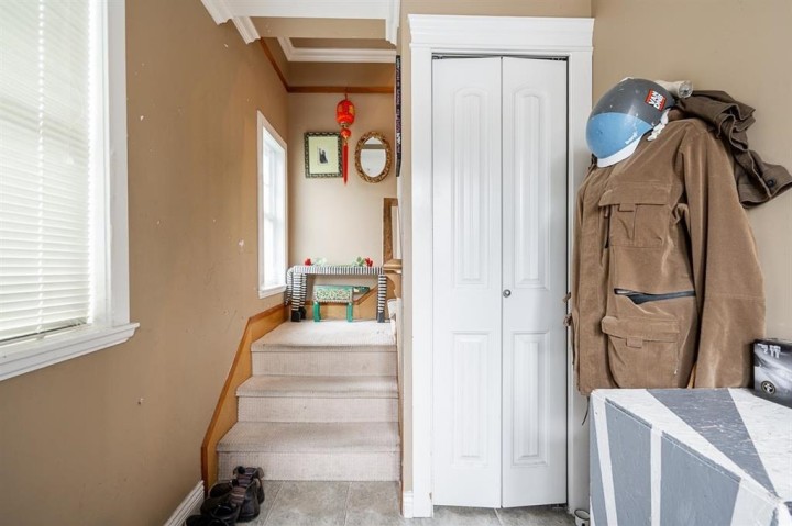 Photo 2 at 2849 Lakewood Drive, Grandview Woodland, Vancouver East