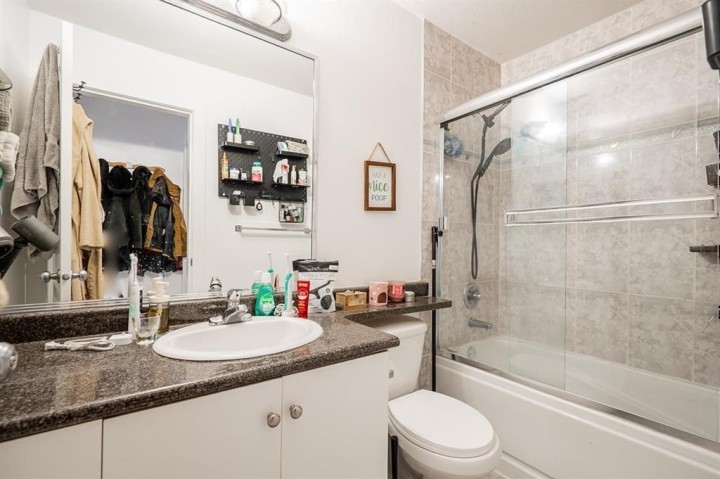 Photo 7 at 2849 Lakewood Drive, Grandview Woodland, Vancouver East