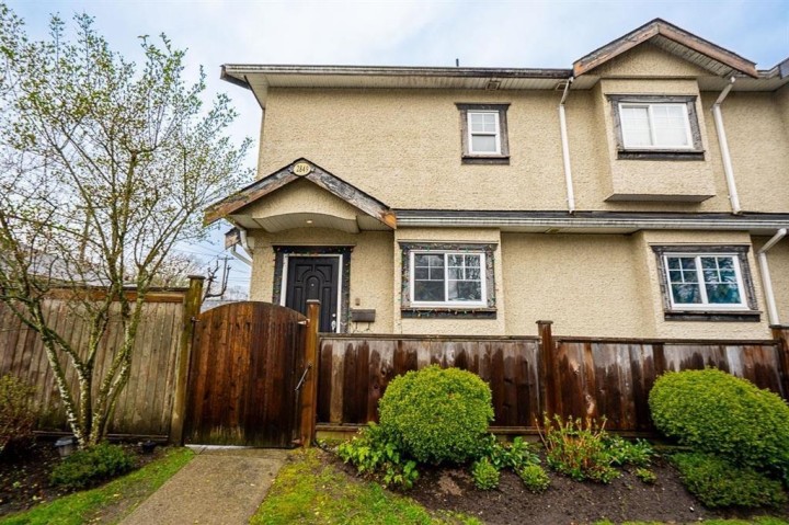 Photo 1 at 2849 Lakewood Drive, Grandview Woodland, Vancouver East