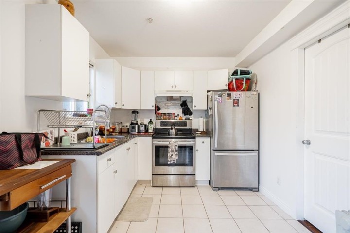 Photo 5 at 2849 Lakewood Drive, Grandview Woodland, Vancouver East