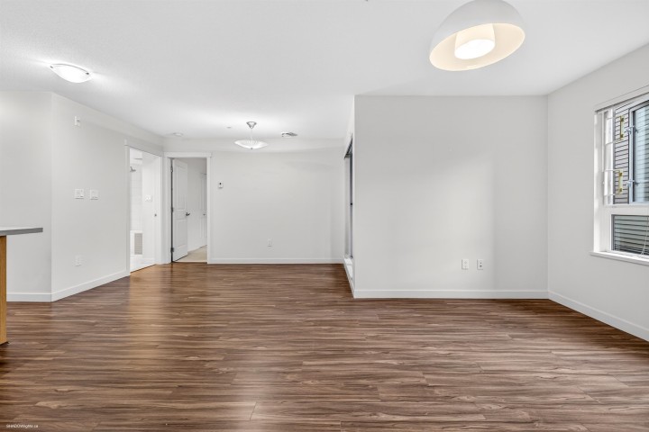 Photo 4 at 220 - 3163 Riverwalk Avenue, South Marine, Vancouver East