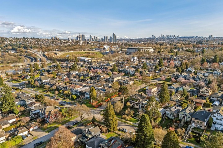 Photo 14 at 2798 Yale Street, Hastings Sunrise, Vancouver East