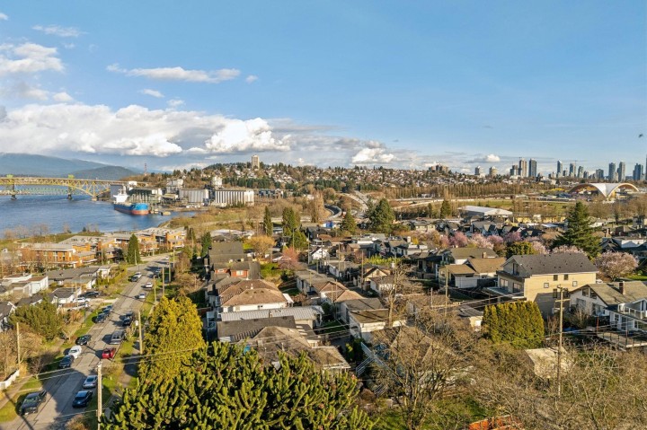 Photo 6 at 2798 Yale Street, Hastings Sunrise, Vancouver East