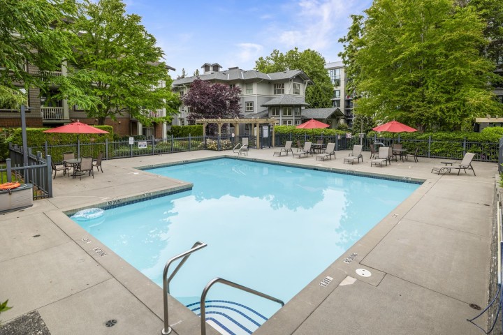 Photo 27 at 304 - 4685 Valley Drive, Quilchena, Vancouver West