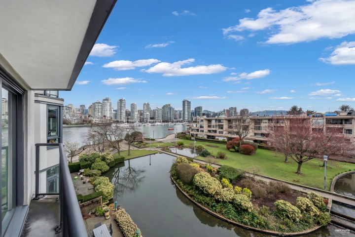 Photo 10 at 414 - 456 Moberly Road, False Creek, Vancouver West
