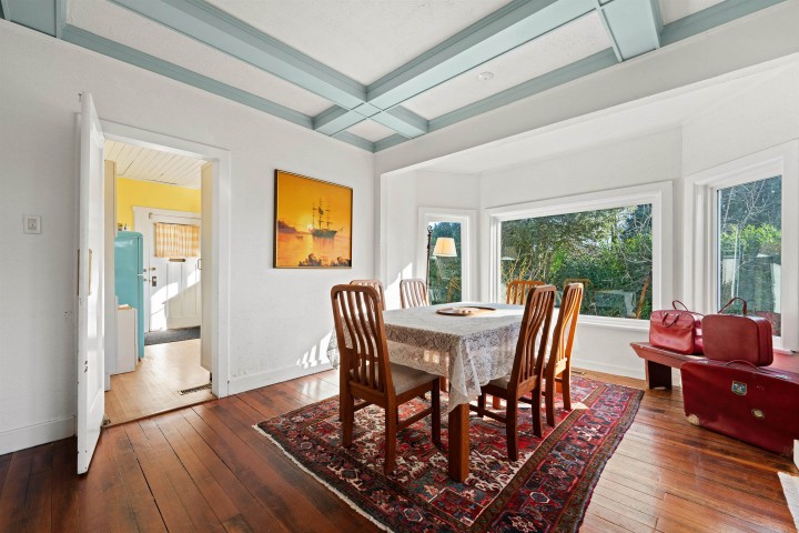 Photo 8 at 1376 11th Street, Sentinel Hill, West Vancouver