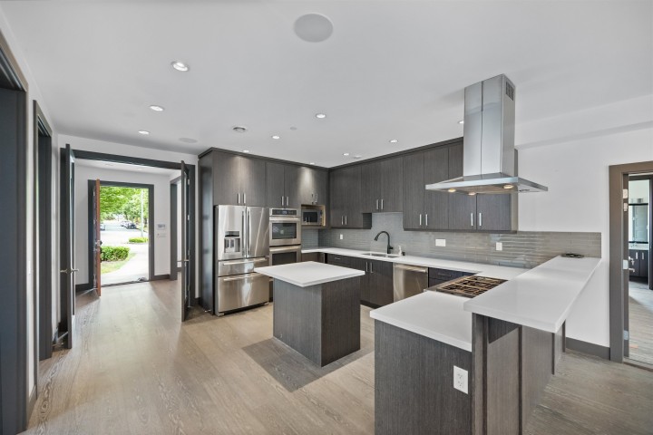 Photo 7 at 7493 Gatineau Place, Fraserview VE, Vancouver East