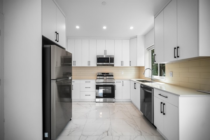 Photo 29 at 7493 Gatineau Place, Fraserview VE, Vancouver East