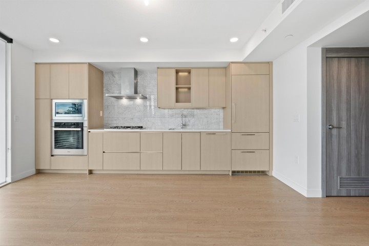 Photo 3 at 684 - 87 Nelson Street, Yaletown, Vancouver West