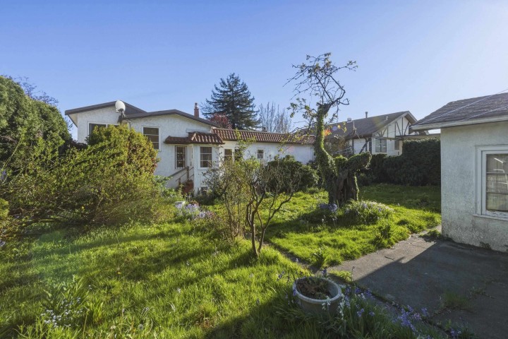 Photo 8 at 433 E 48th Avenue, Fraser VE, Vancouver East