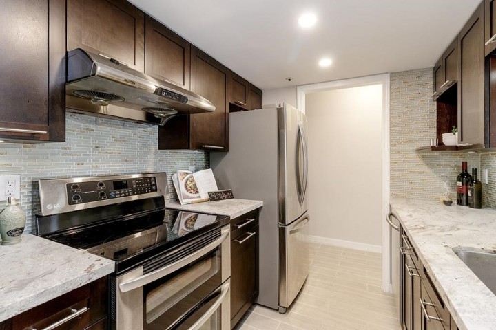 Photo 6 at 21 - 2885 E Kent Avenue North, South Marine, Vancouver East