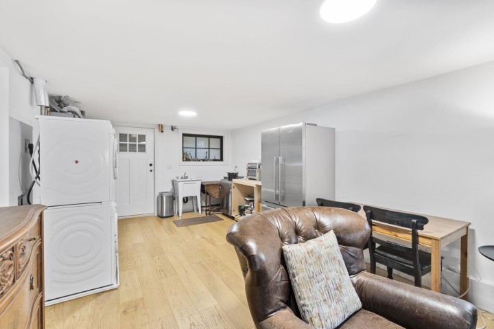 Photo 10 at 2072 Kitchener Street, Grandview Woodland, Vancouver East
