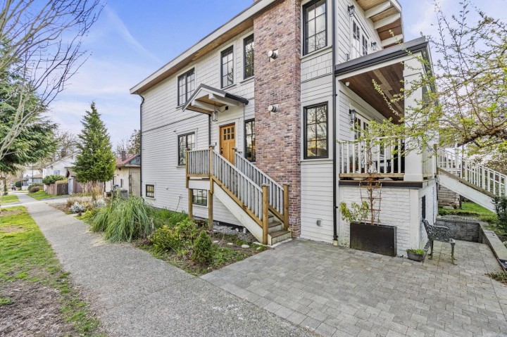 Photo 33 at 2072 Kitchener Street, Grandview Woodland, Vancouver East