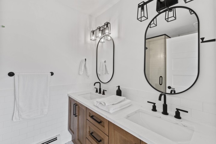 Photo 29 at 2072 Kitchener Street, Grandview Woodland, Vancouver East
