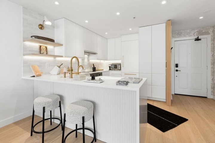 Photo 6 at PH 409 - 1859 Spyglass Place, False Creek, Vancouver West