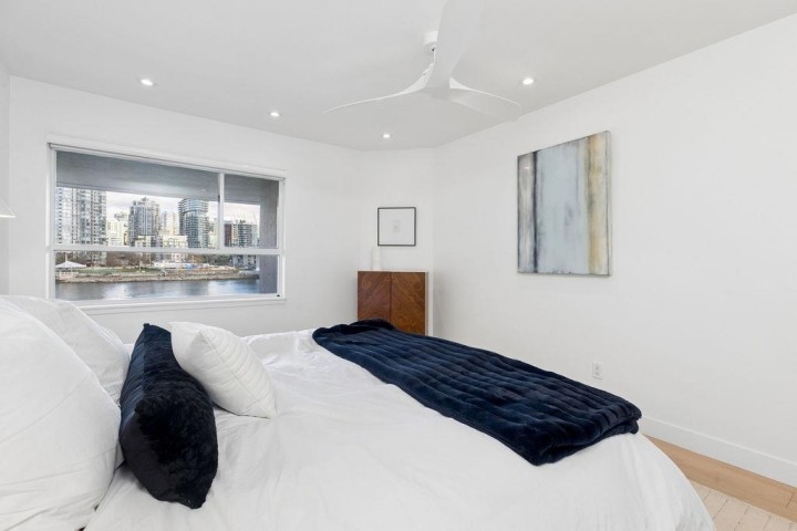 Photo 31 at PH 409 - 1859 Spyglass Place, False Creek, Vancouver West