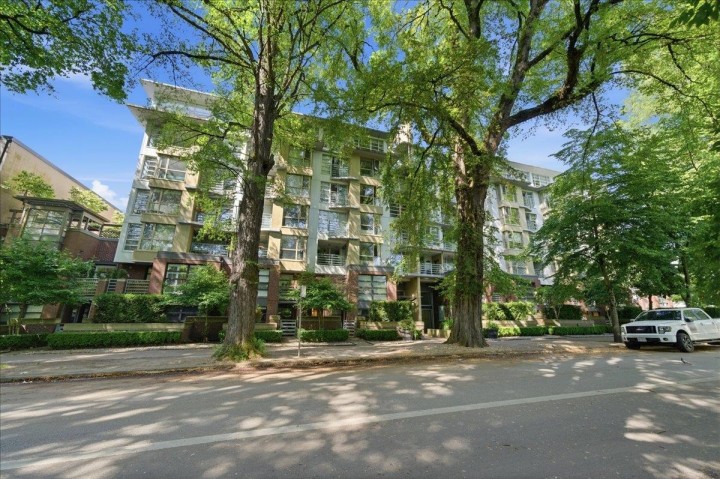 Photo 24 at 310 - 2137 W 10th Avenue, Kitsilano, Vancouver West