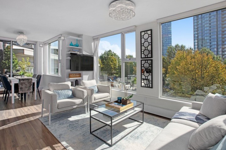 Photo 7 at 307 - 1009 Expo Boulevard, Yaletown, Vancouver West