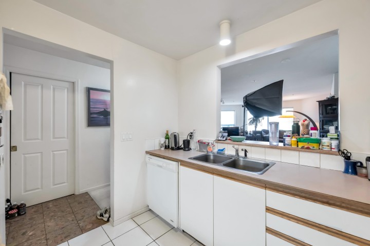 Photo 19 at 202 - 525 Wheelhouse Square, False Creek, Vancouver West