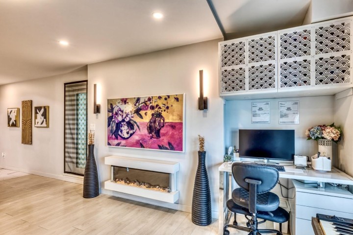 Photo 8 at 704 - 2468 E Broadway, Renfrew Heights, Vancouver East