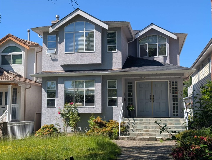 Photo 1 at 2935 E 17th Avenue, Renfrew Heights, Vancouver East
