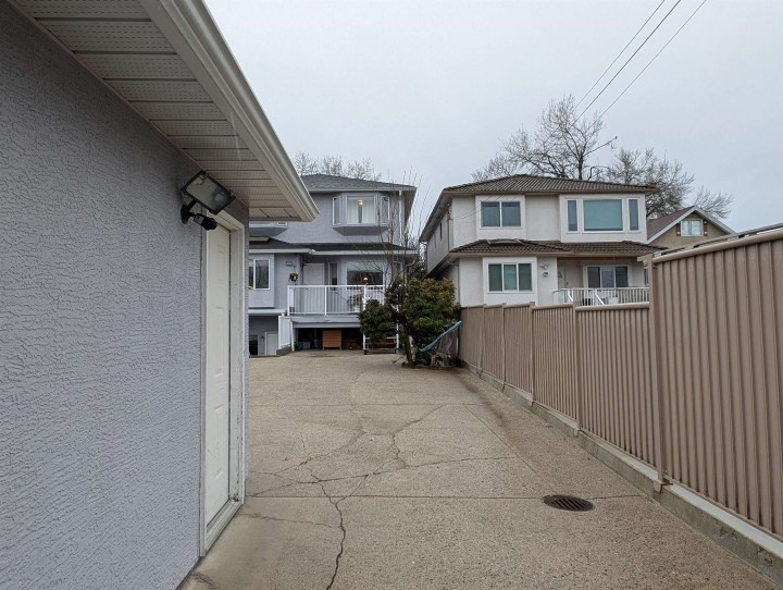 Photo 34 at 2935 E 17th Avenue, Renfrew Heights, Vancouver East