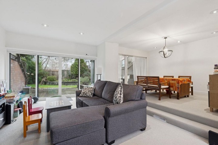 Photo 2 at 6605 Turnberry Crescent, South Cambie, Vancouver West