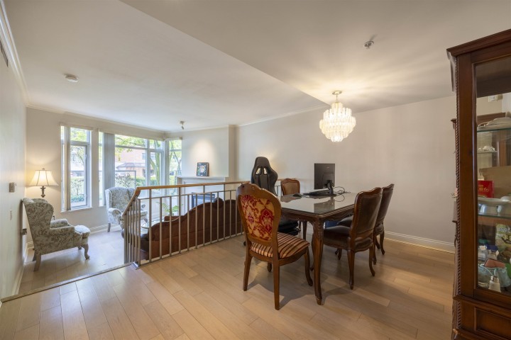 Photo 2 at 205 - 638 W 45th Avenue, Oakridge VW, Vancouver West