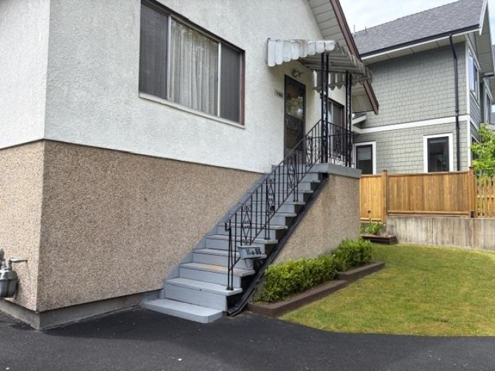 Photo 3 at 1166 E 16th Avenue, Knight, Vancouver East