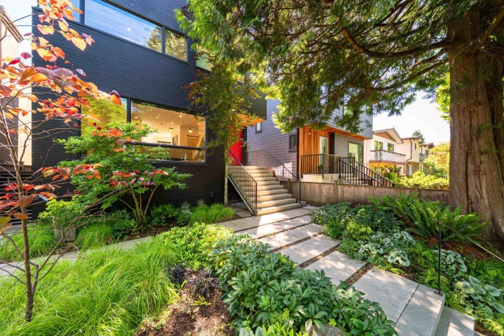 Photo 1 at 5208 Ross Street, Knight, Vancouver East