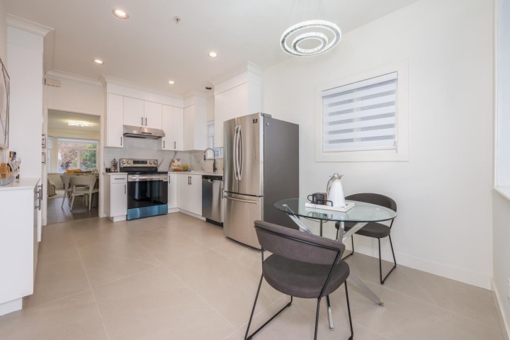 Photo 13 at 748 E 62nd Avenue, South Vancouver, Vancouver East