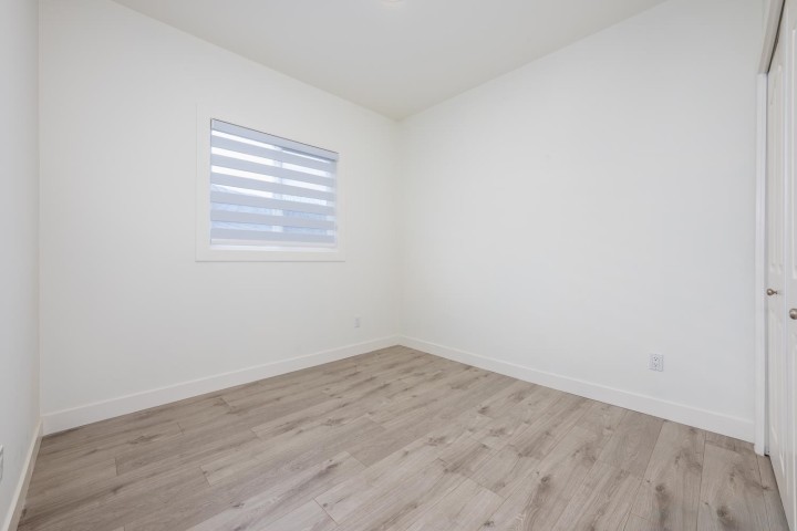 Photo 16 at 748 E 62nd Avenue, South Vancouver, Vancouver East