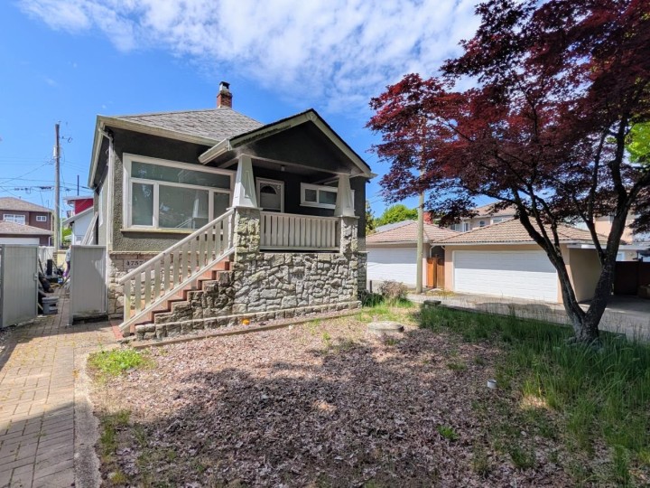 Photo 1 at 4751 Henry Street, Knight, Vancouver East