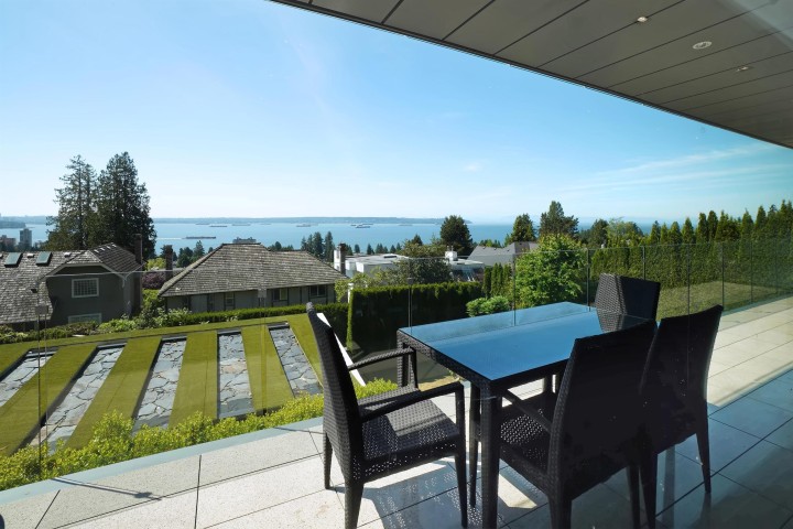 Photo 13 at 2370 Palmerston Avenue, Dundarave, West Vancouver