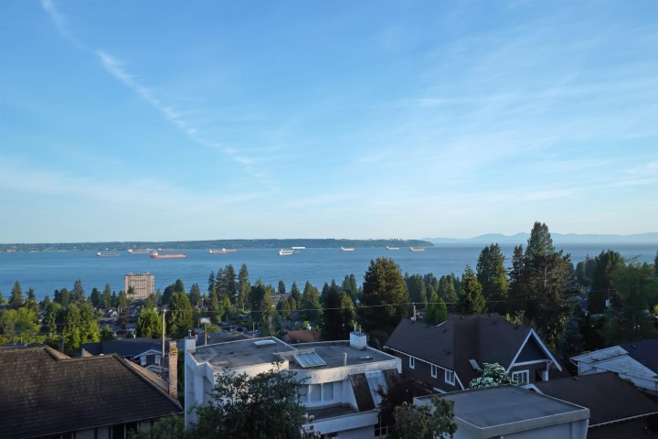 Photo 17 at 2370 Palmerston Avenue, Dundarave, West Vancouver