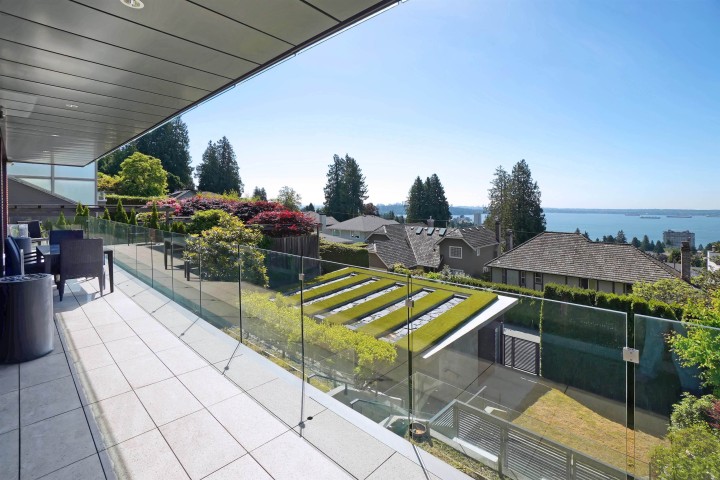 Photo 15 at 2370 Palmerston Avenue, Dundarave, West Vancouver
