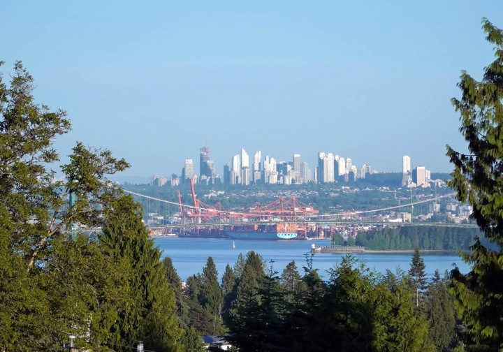 Photo 40 at 2370 Palmerston Avenue, Dundarave, West Vancouver