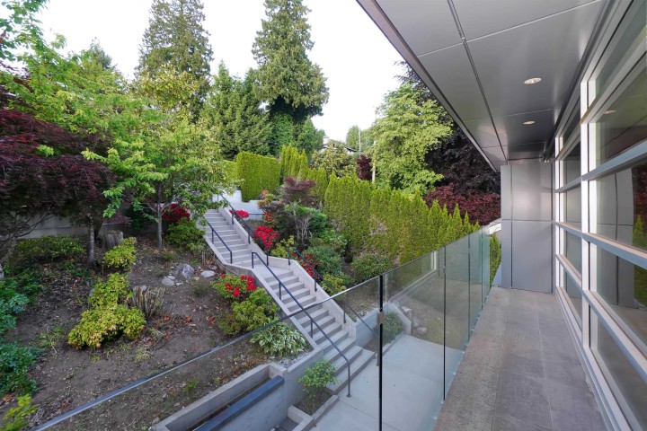 Photo 39 at 2370 Palmerston Avenue, Dundarave, West Vancouver