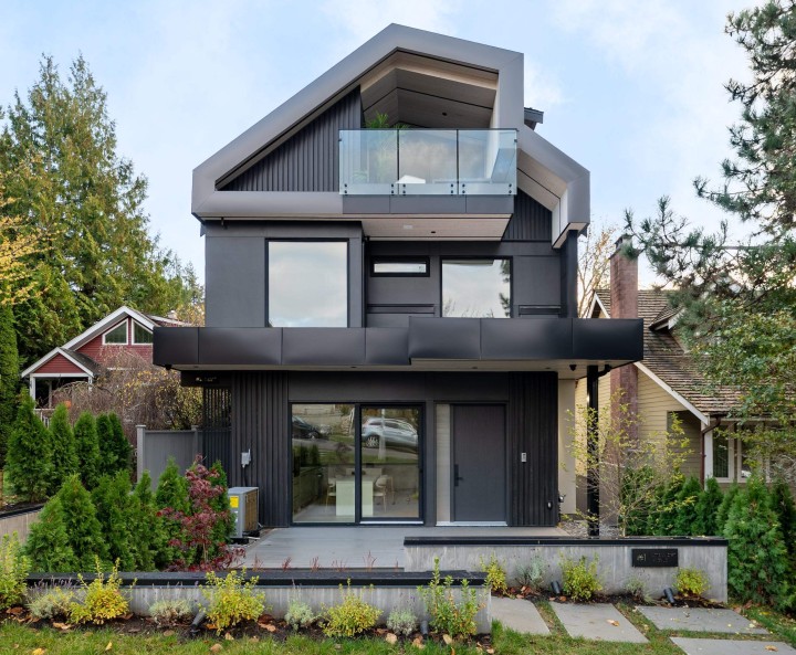 Photo 1 at 2 - 4018 W 21st Avenue, Dunbar, Vancouver West