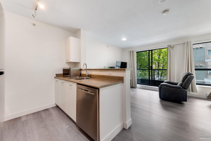 Photo 3 at 205 - 3438 Vanness Avenue, Collingwood VE, Vancouver East