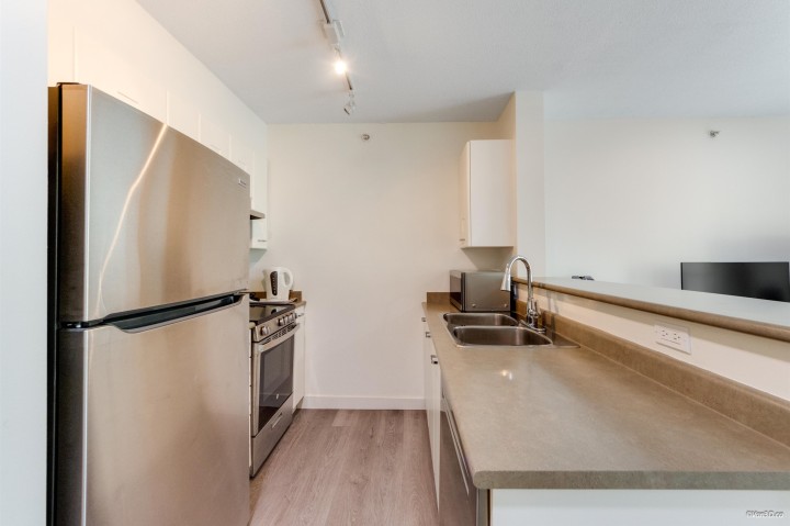 Photo 4 at 205 - 3438 Vanness Avenue, Collingwood VE, Vancouver East