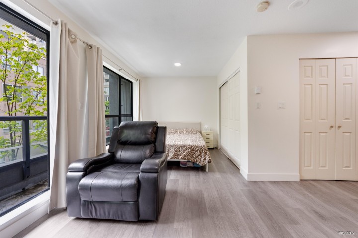 Photo 8 at 205 - 3438 Vanness Avenue, Collingwood VE, Vancouver East