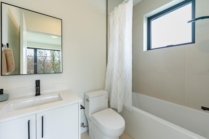 Photo 21 at 858 W 64th Avenue, Marpole, Vancouver West