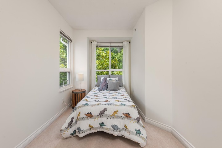Photo 26 at 8431 Jellicoe Street, South Marine, Vancouver East