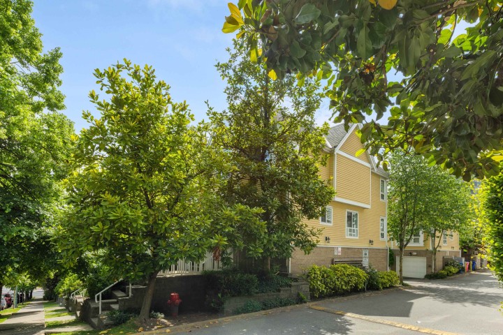Photo 33 at 8431 Jellicoe Street, South Marine, Vancouver East