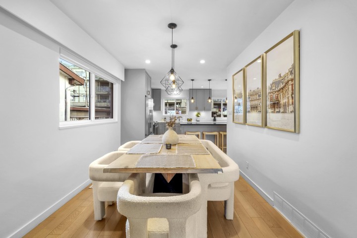 Photo 6 at 4921 Chester Street, Fraser VE, Vancouver East
